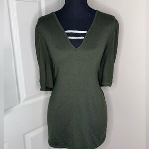 Elegant Green V-Neck Blouse